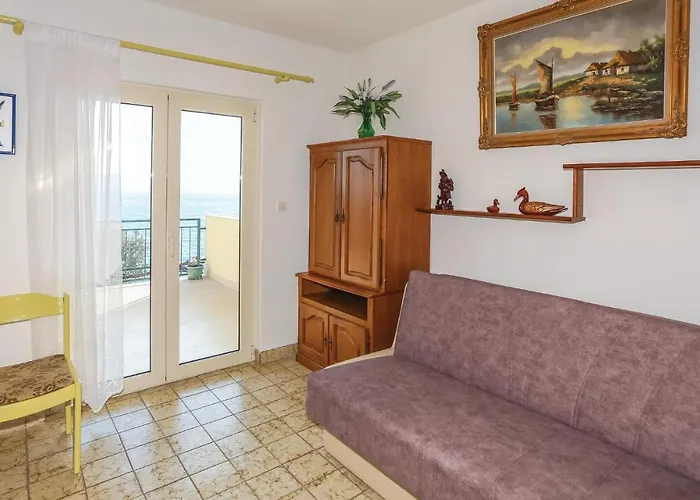 Apartman With Sea View 03 *